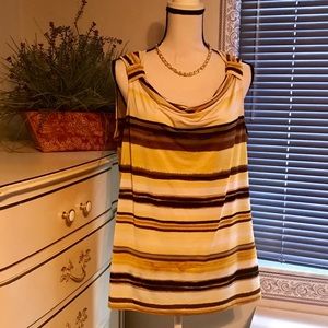 Gathered shoulder top
